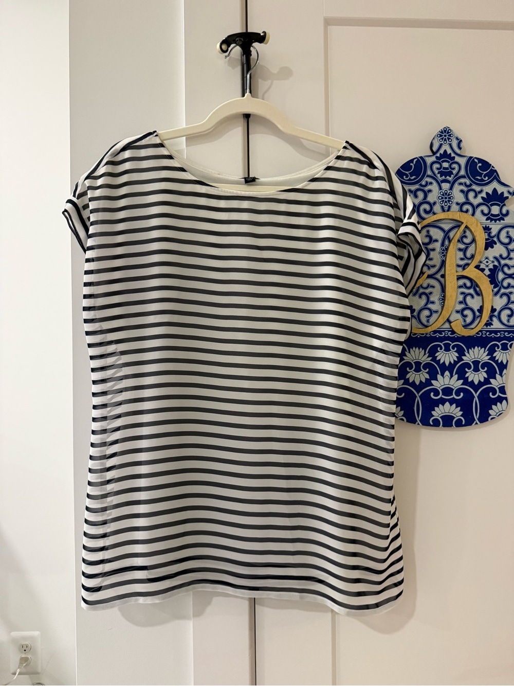 Ann Taylor Boatneck Short Sleeve Top